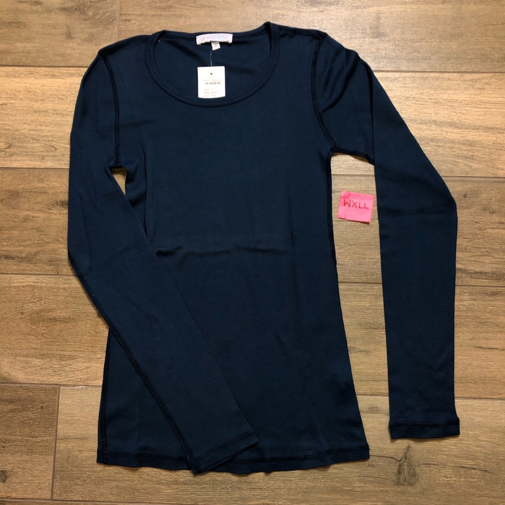 GrassRoots Woman’s Long Sleeve Tee Navy NWT